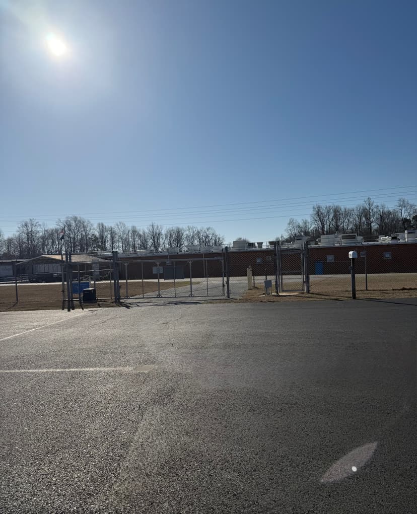 hangar popup image 3