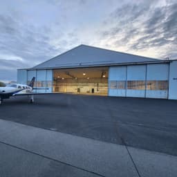 hangar popup image 3