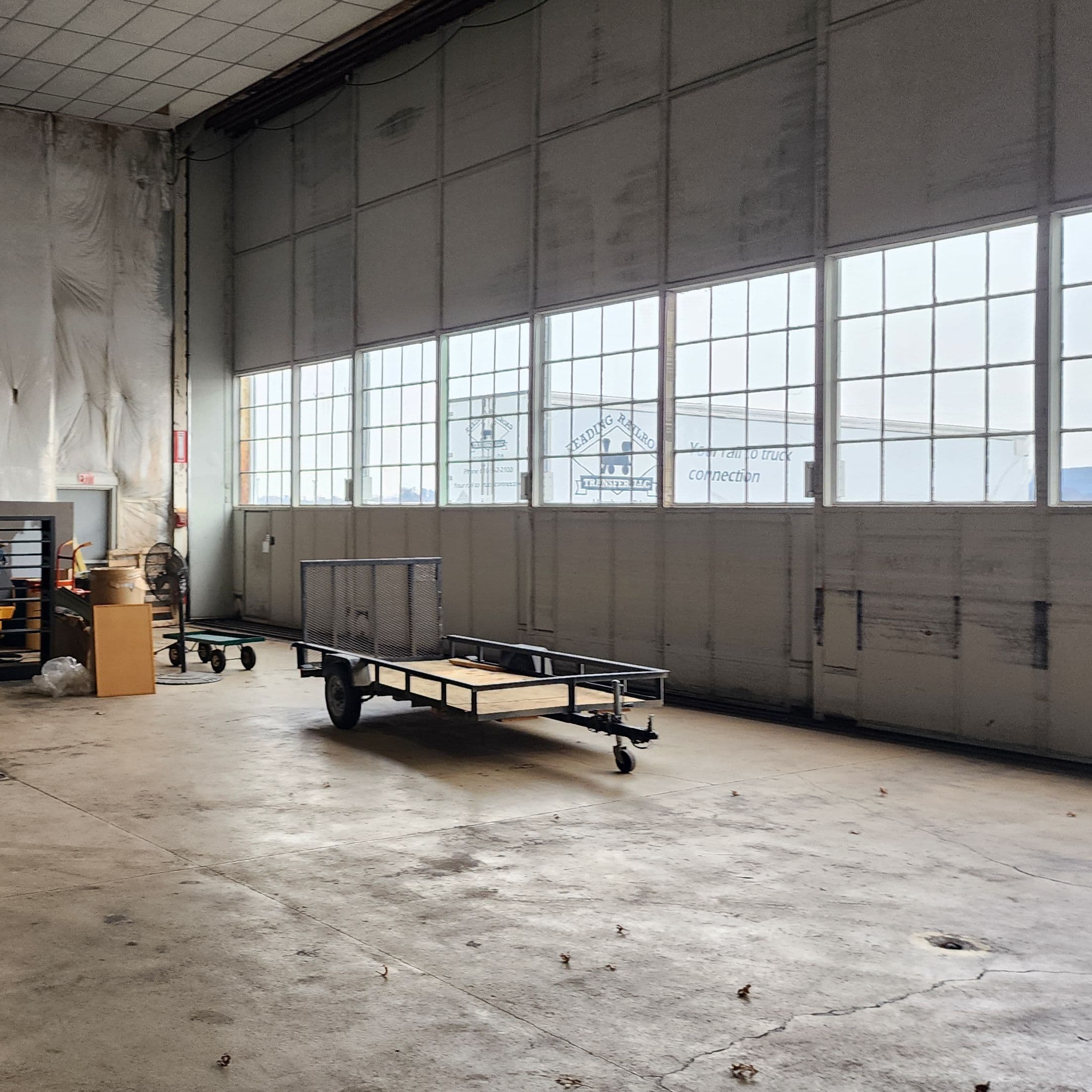 hangar popup image 4