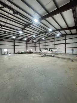 hangar popup image 2