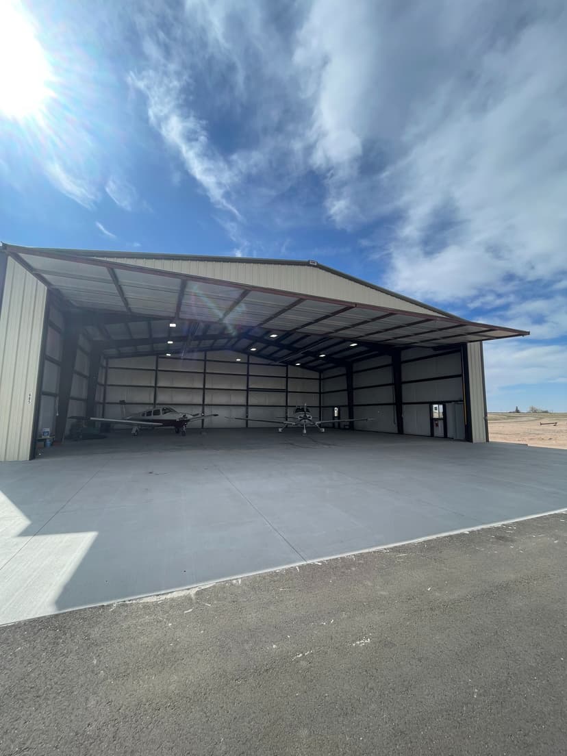 hangar popup image 5