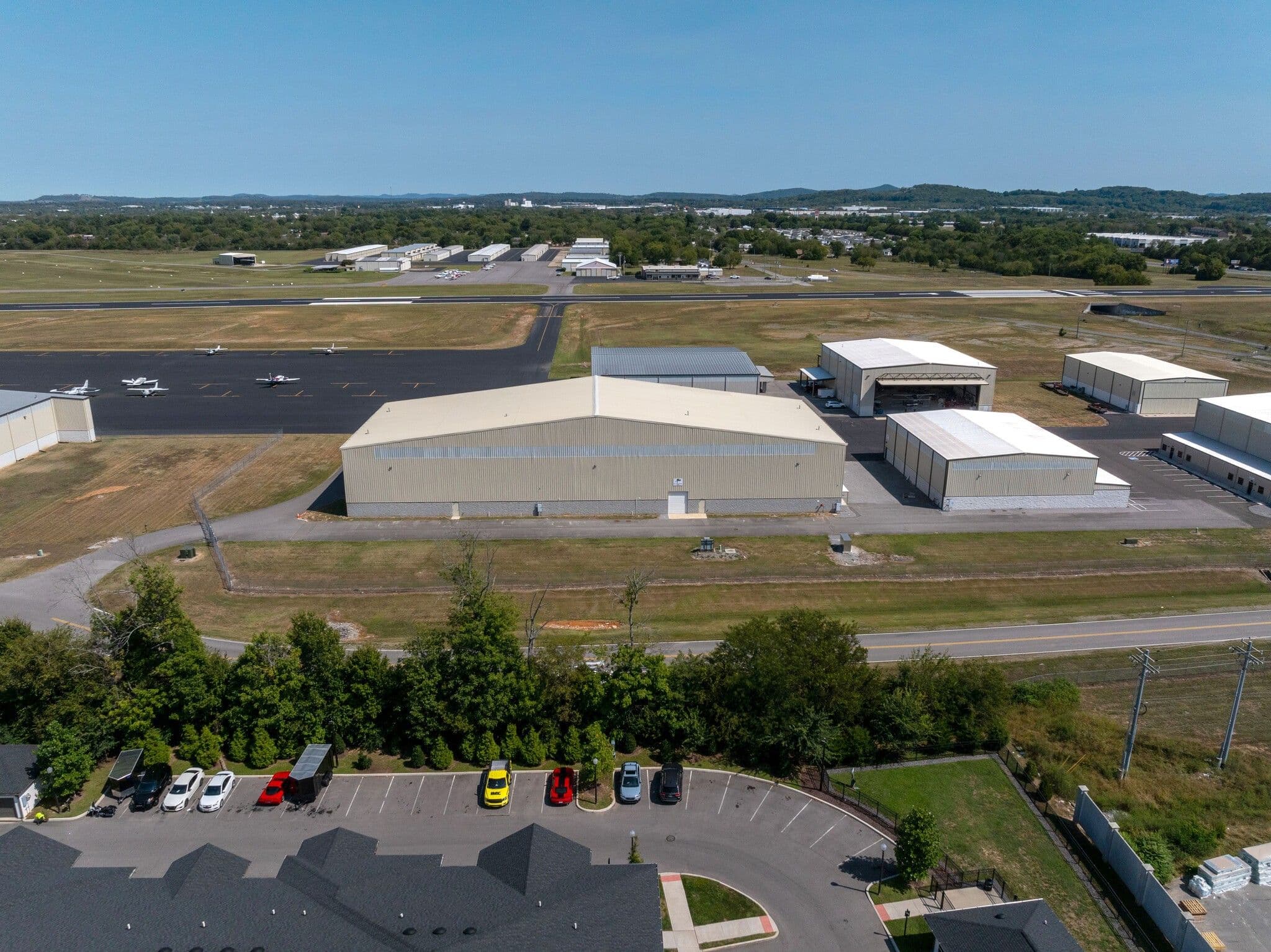 hangar popup image 14