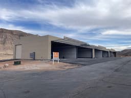 hangar popup image 1