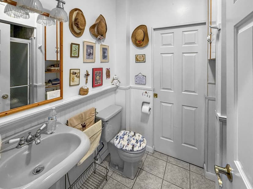 hangar popup image 8