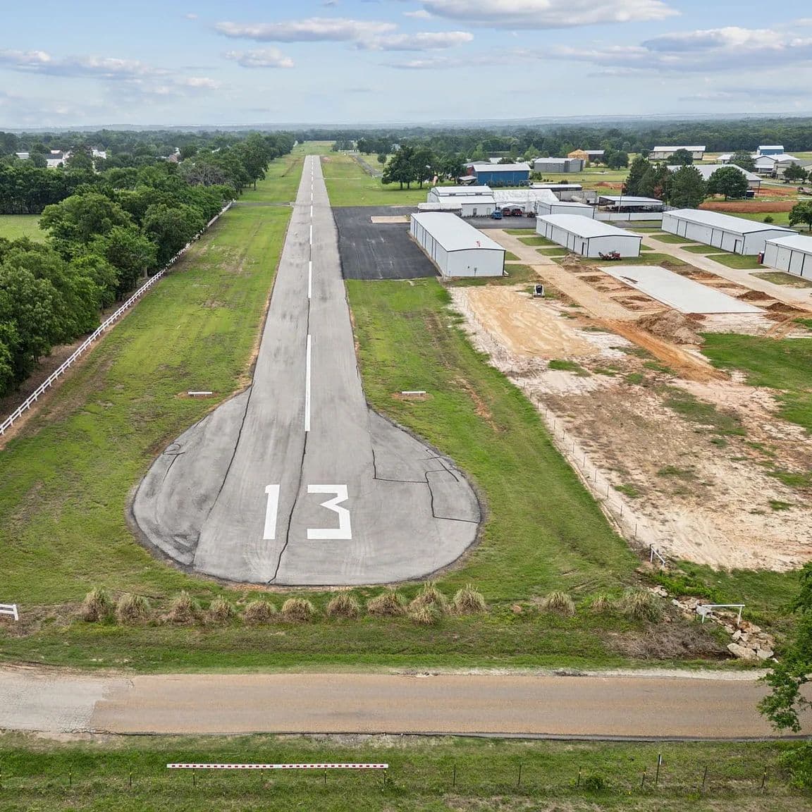 hangar popup image 8