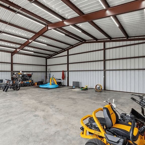 hangar popup image 11