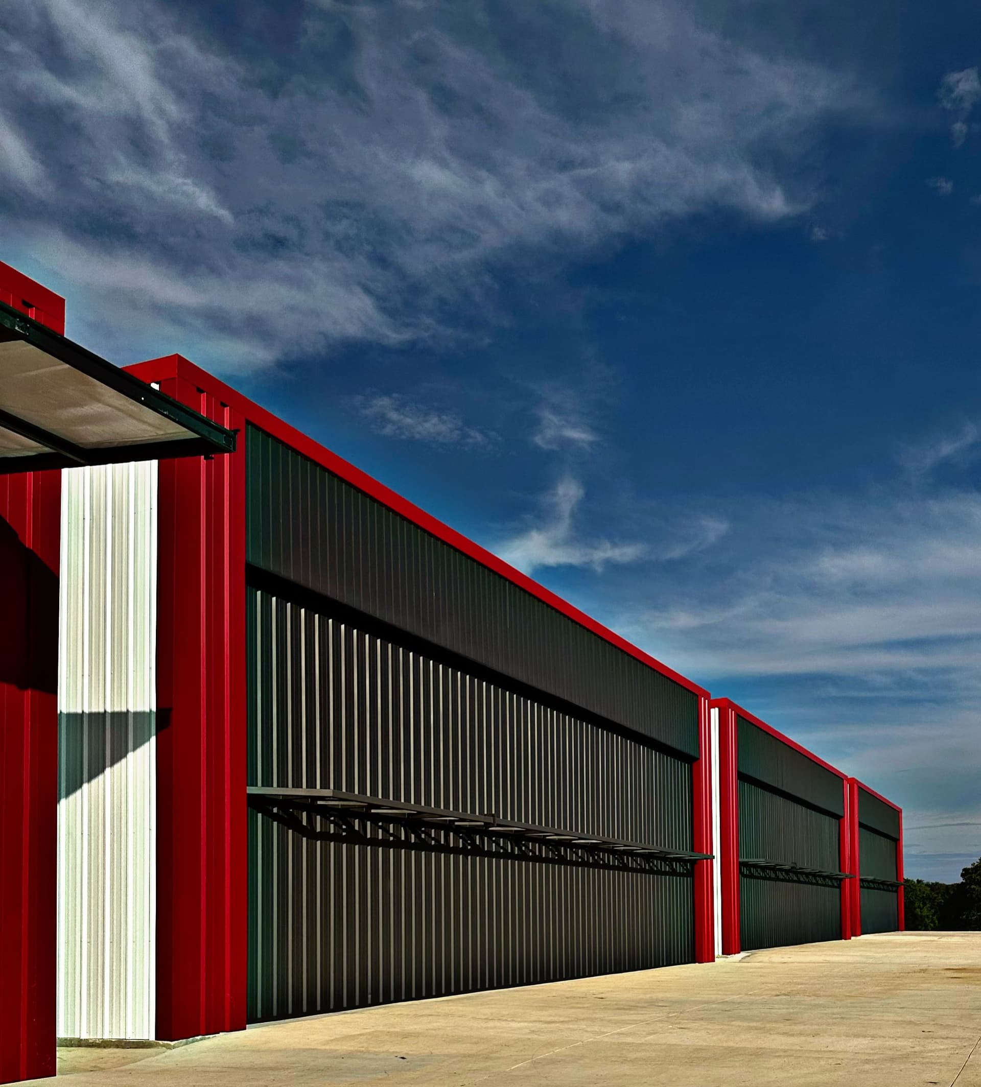 hangar popup image 7