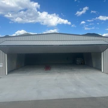hangar popup image 3