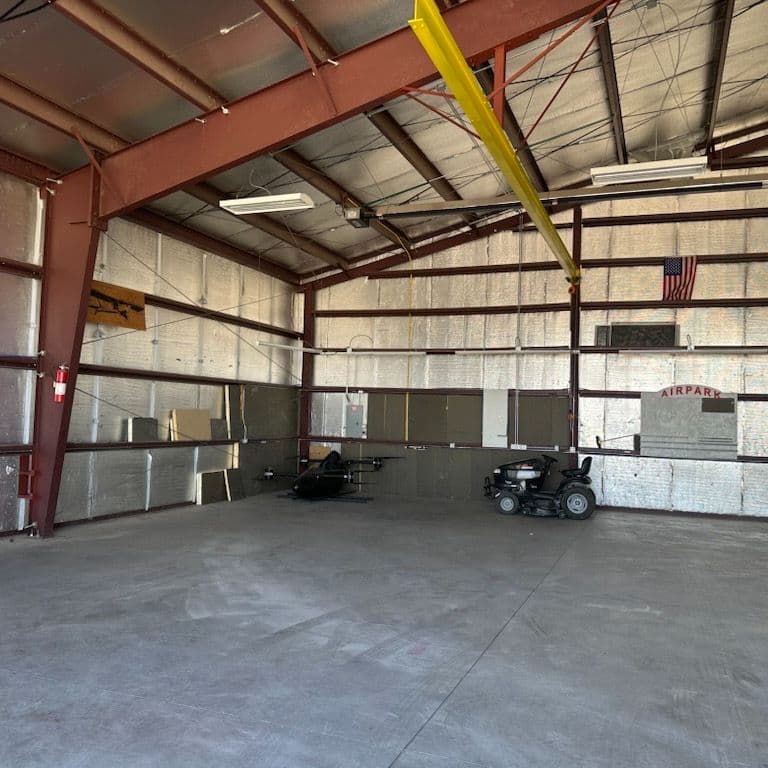 hangar popup image 4