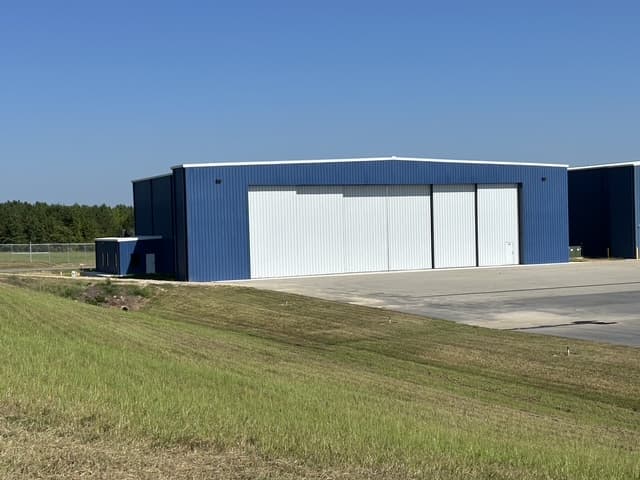 hangar popup image 2