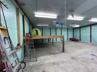 hangar popup image 6