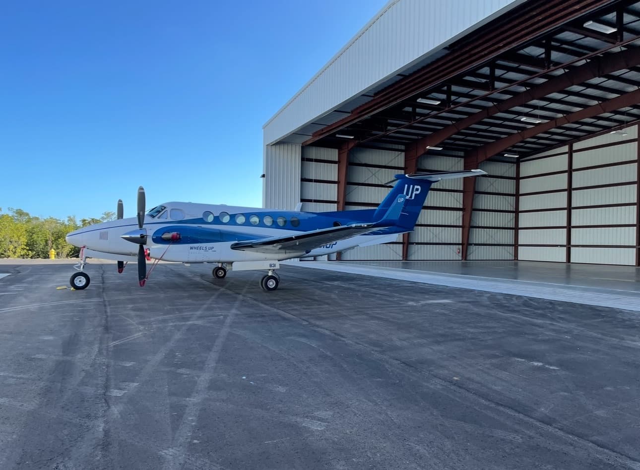 hangar popup image 4