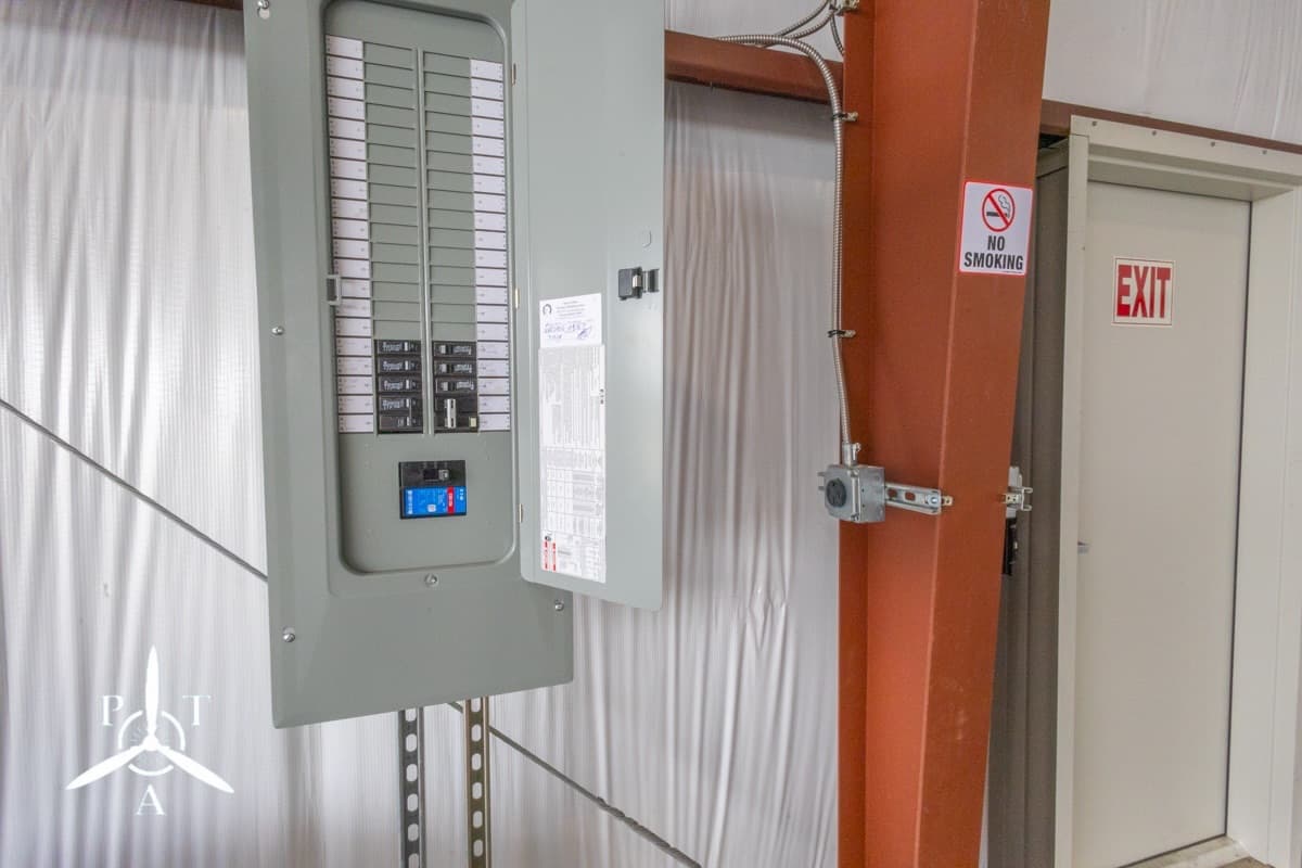 hangar popup image 11