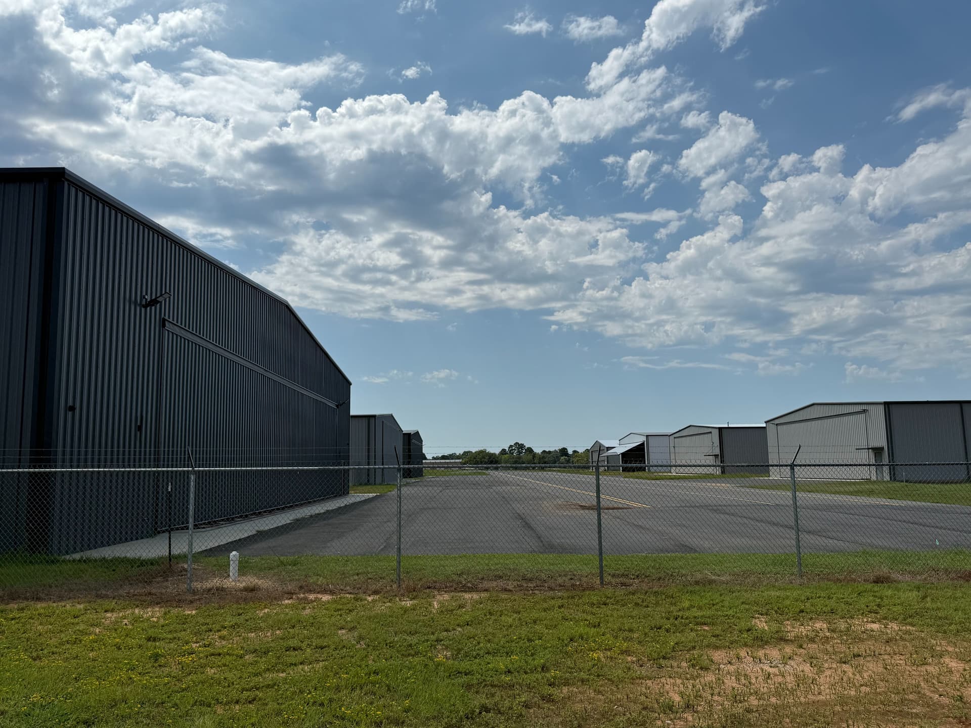 hangar popup image 10