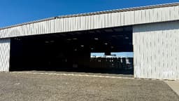 Hangar and Office Space thumbnail 5