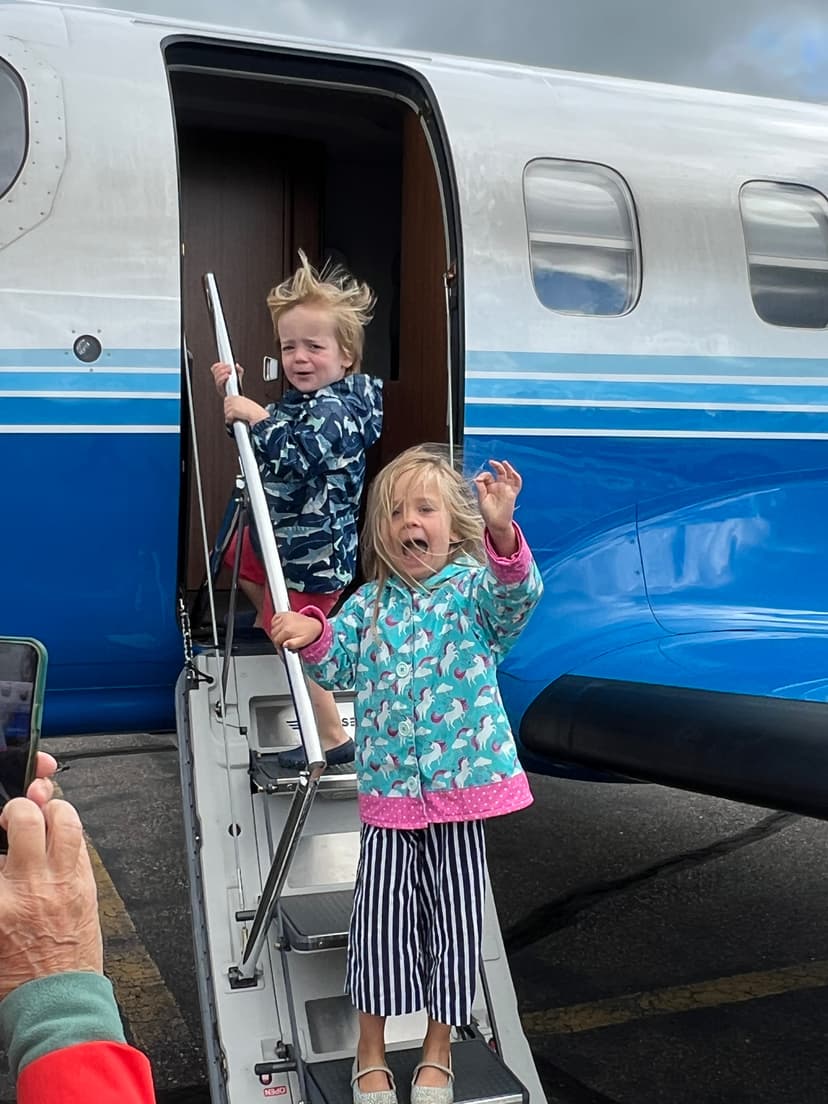 hangar popup image 3