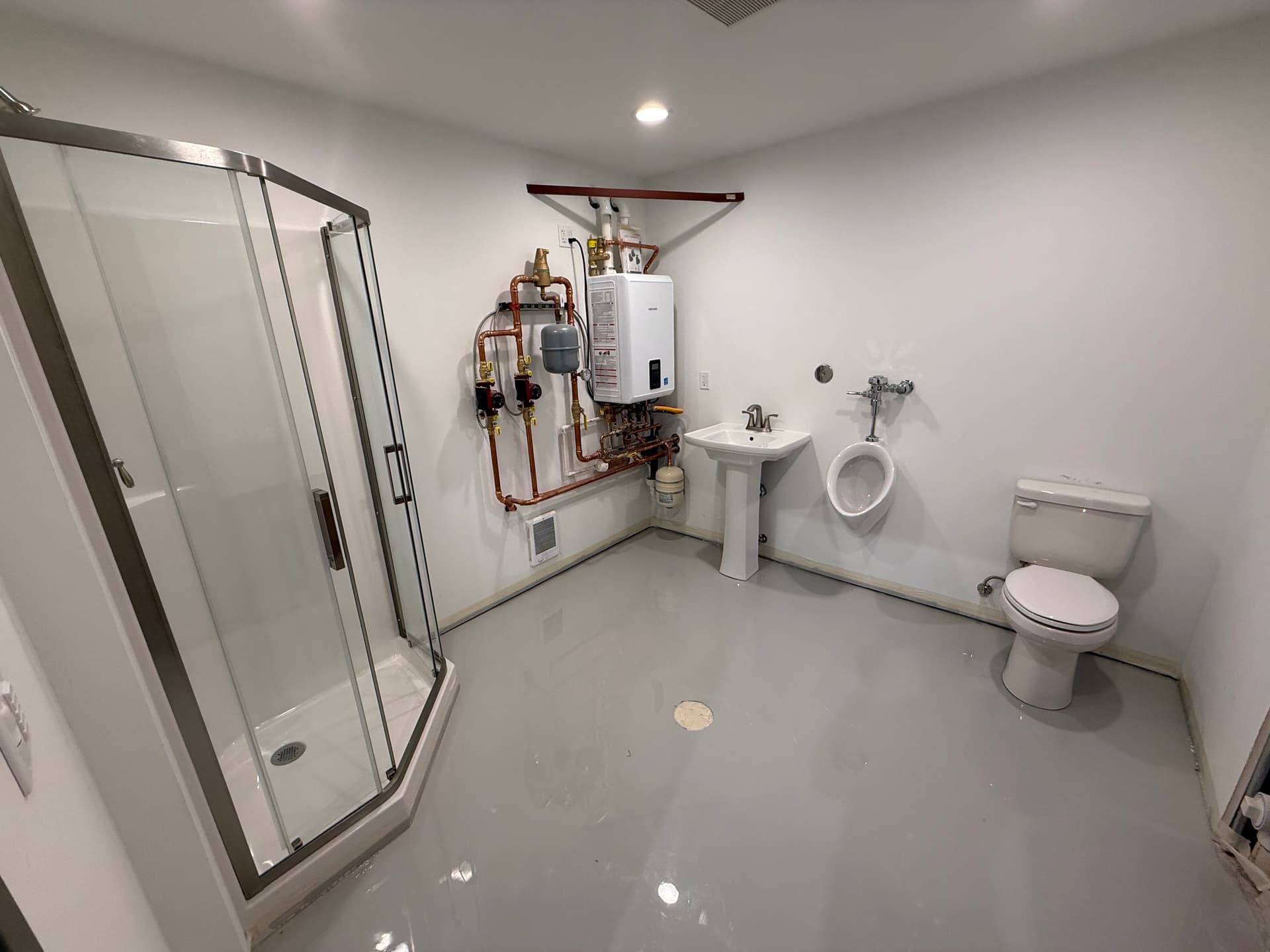 hangar popup image 5