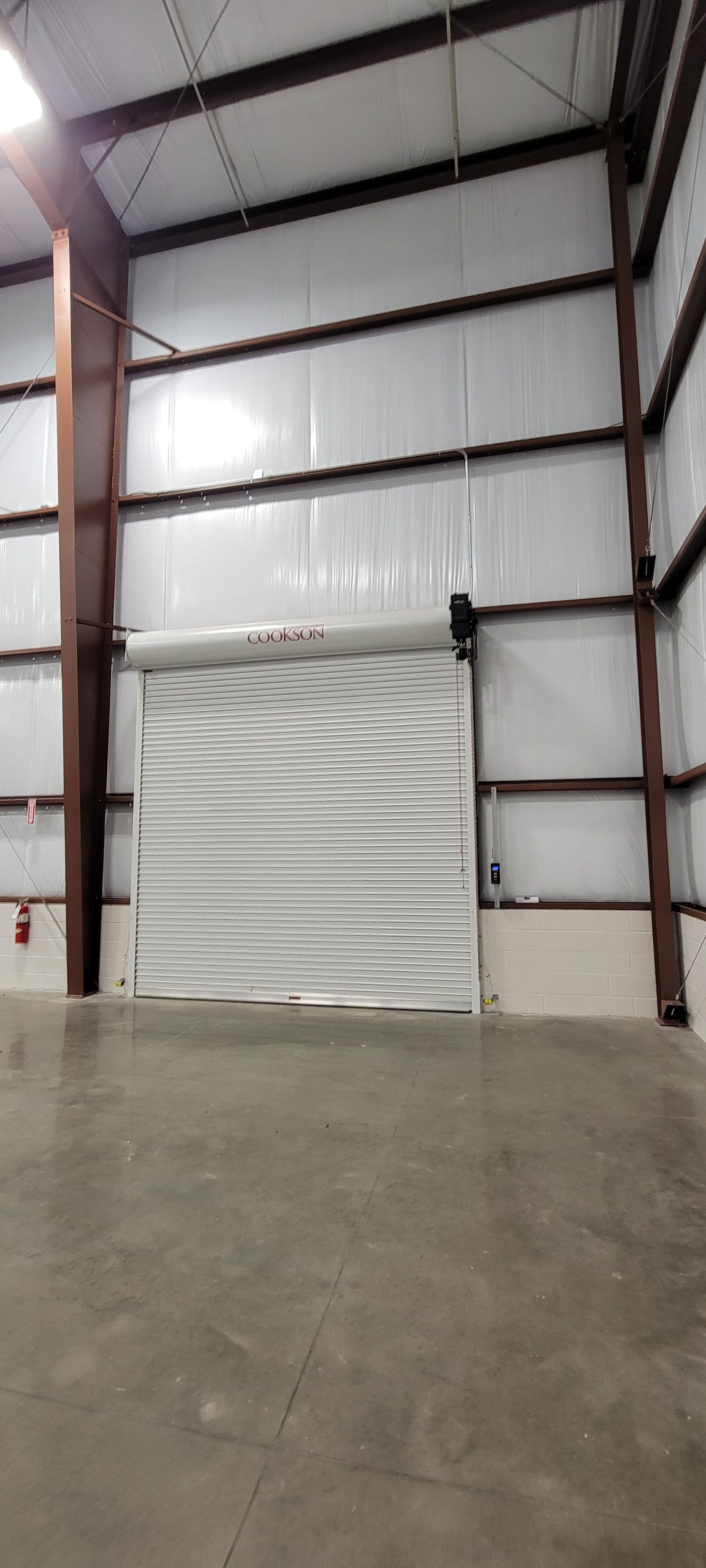 hangar popup image 5