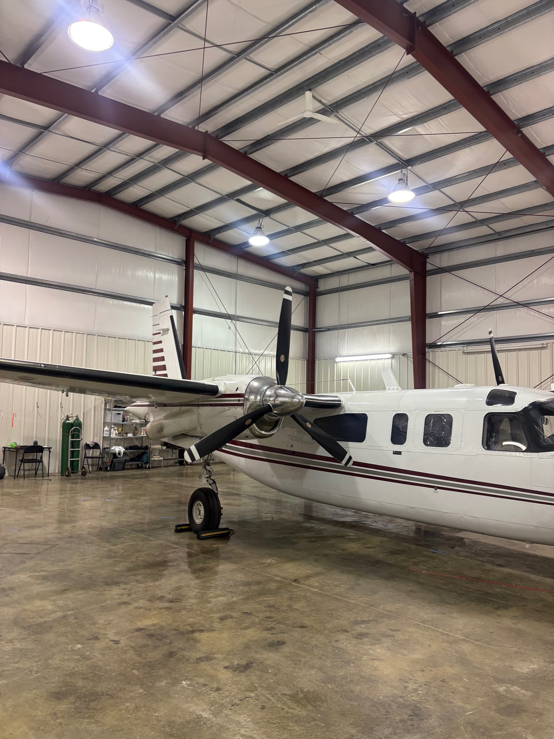 hangar popup image 7