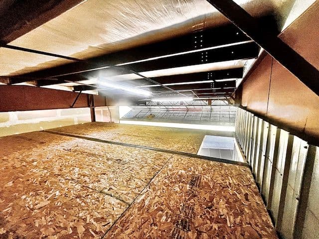 hangar popup image 2