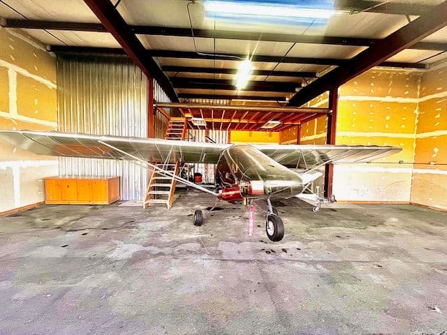 hangar popup image 4