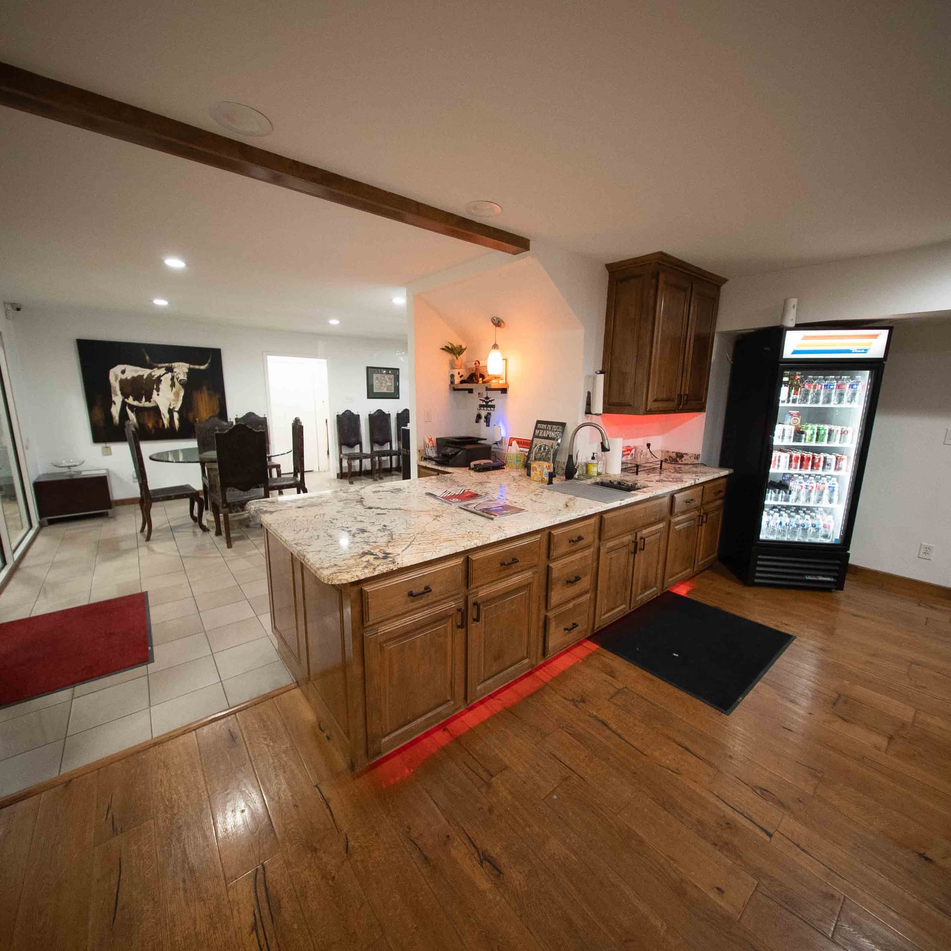 hangar popup image 2