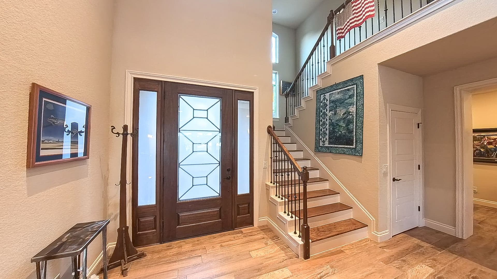 hangar popup image 10