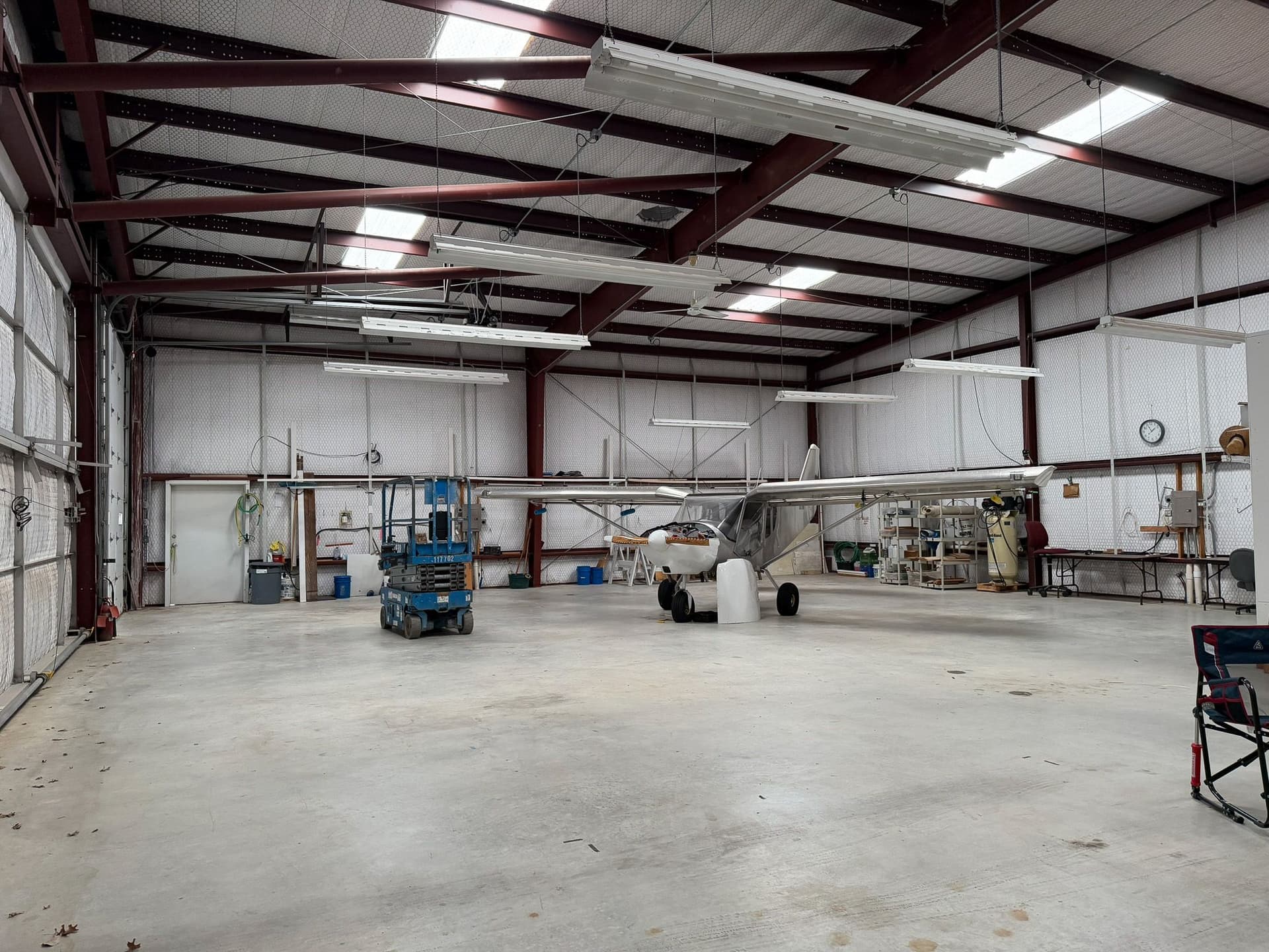 hangar popup image 14