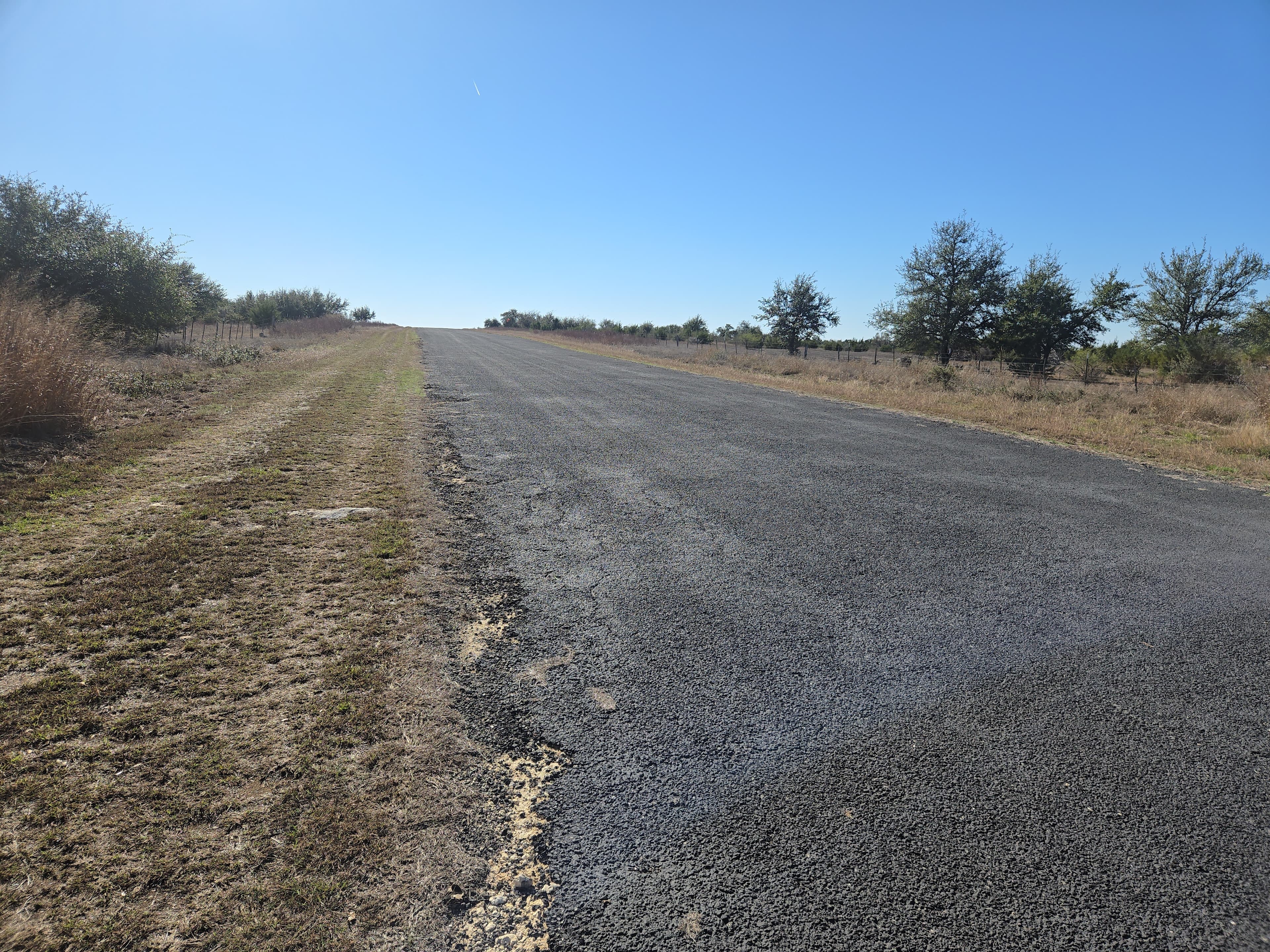 5TS8 Bear Creek Ranch Private Airstrip with Hangar 4