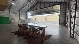 Pilot designed hangar with luxury pilots lounge and office at KGKT thumbnail 9