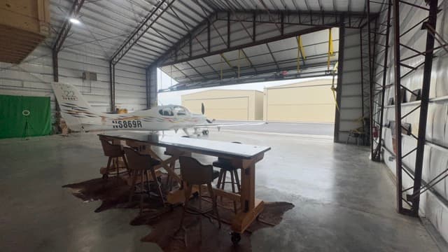 hangar popup image 9