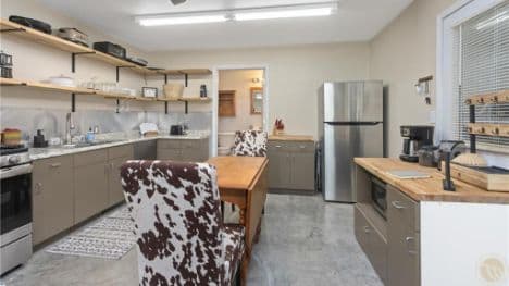 hangar popup image 5