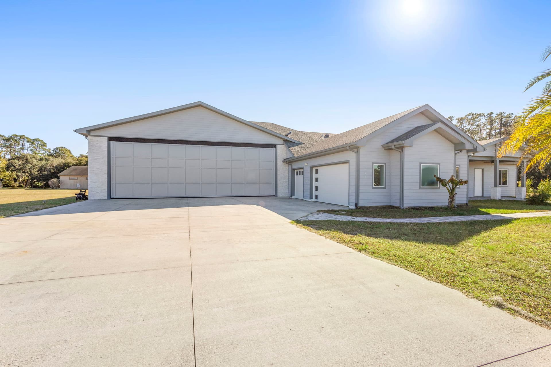 hangar popup image 8