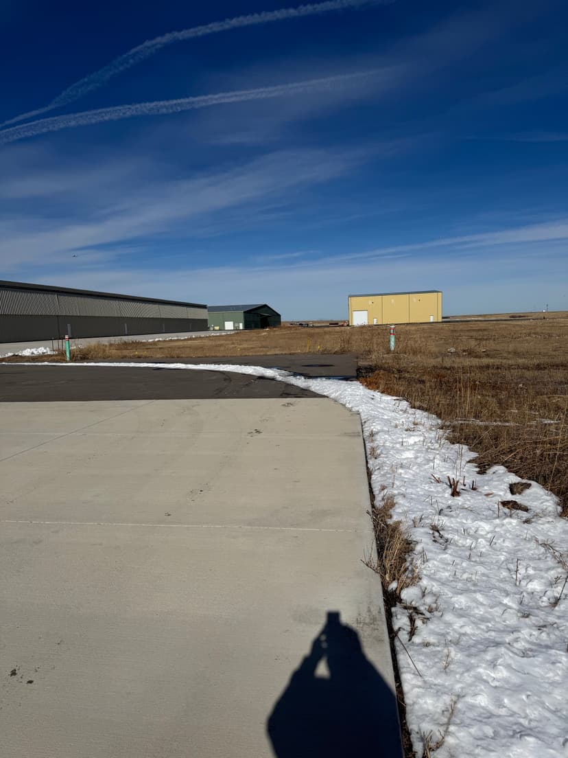 hangar popup image 5