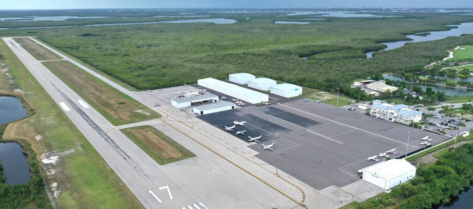 hangar popup image 4