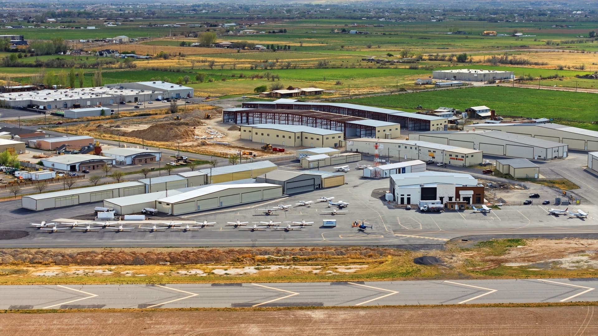 hangar popup image 5