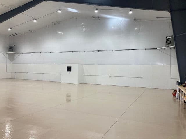 hangar popup image 3