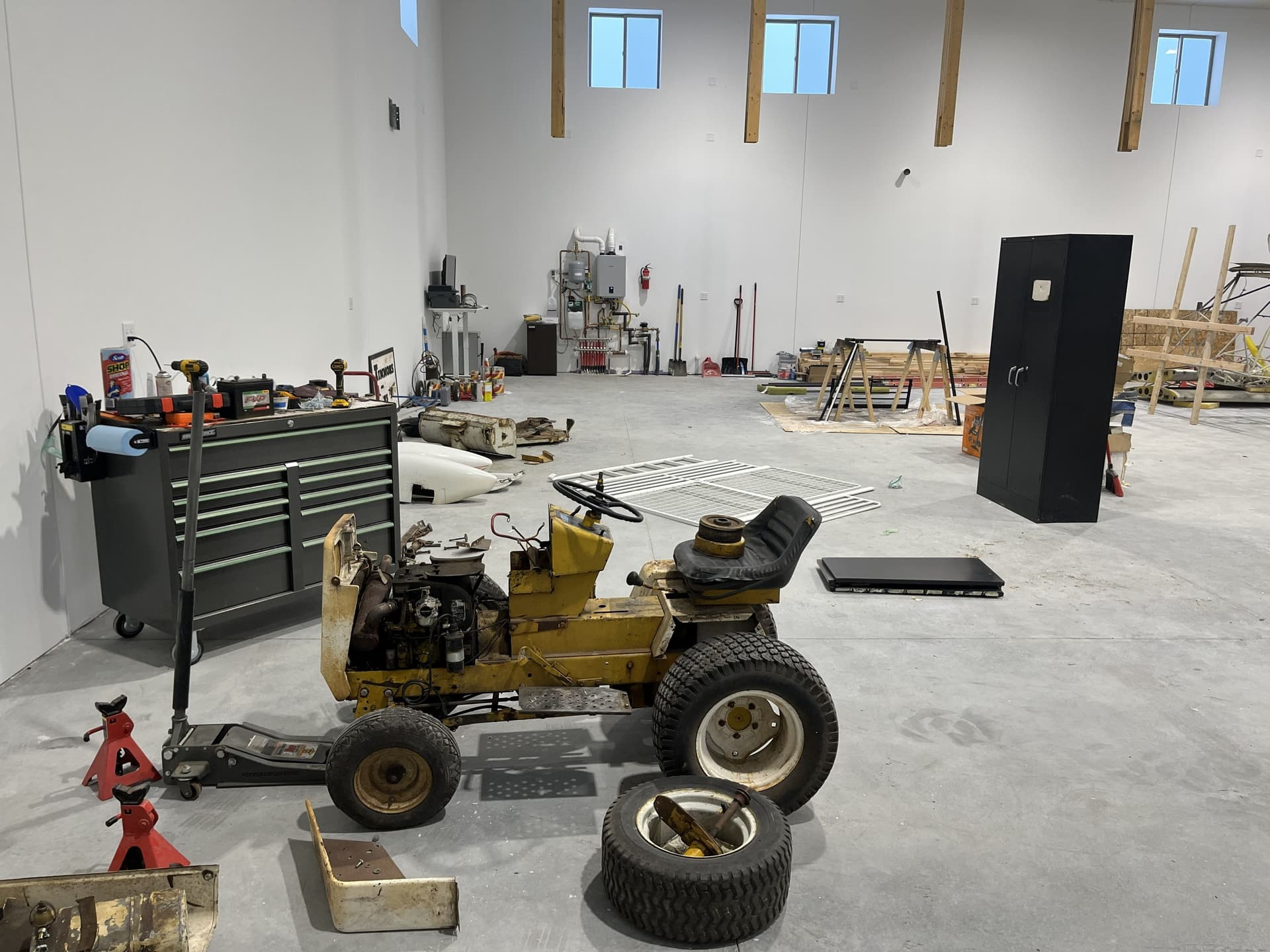 hangar popup image 2