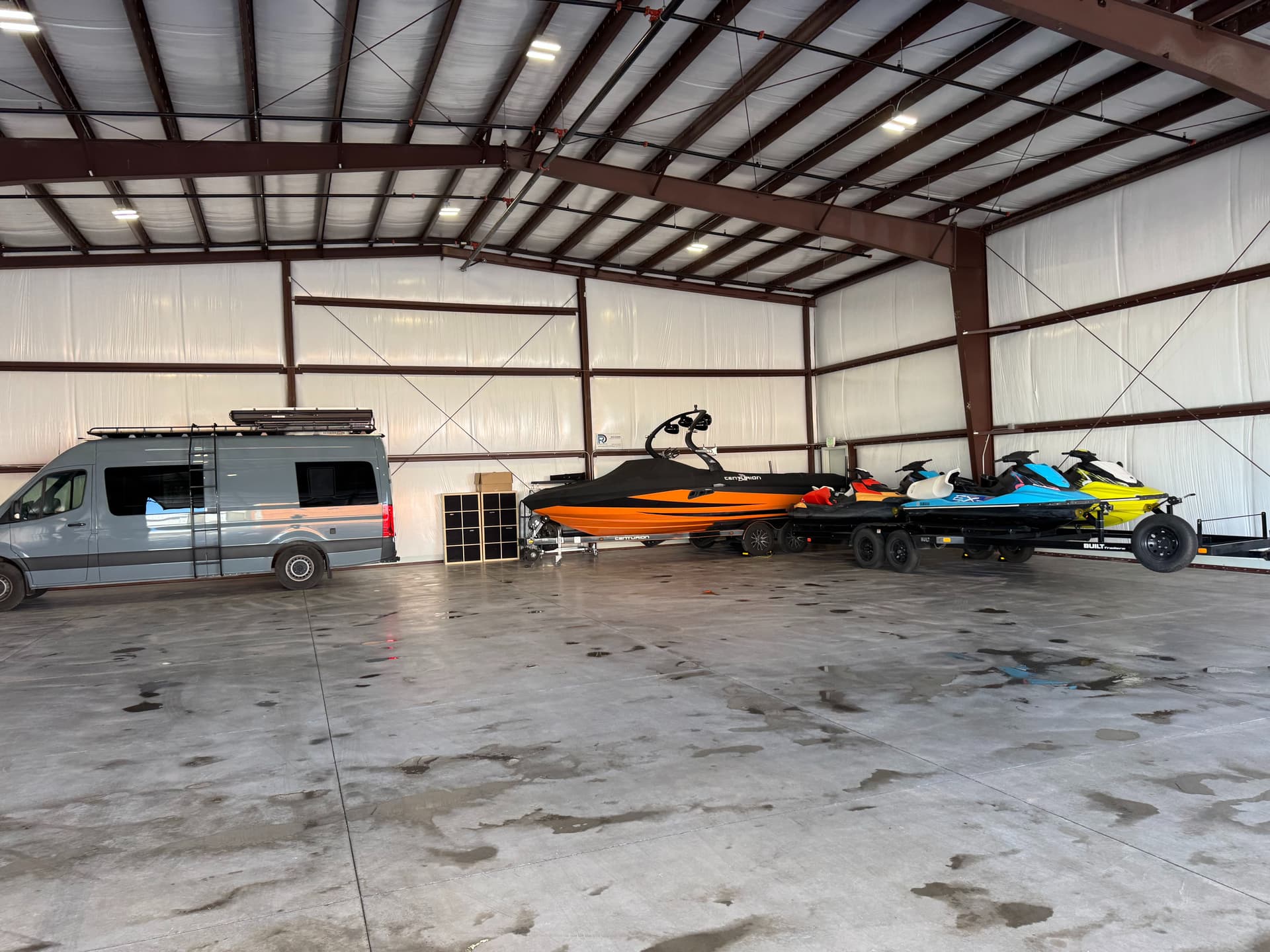 hangar popup image 4