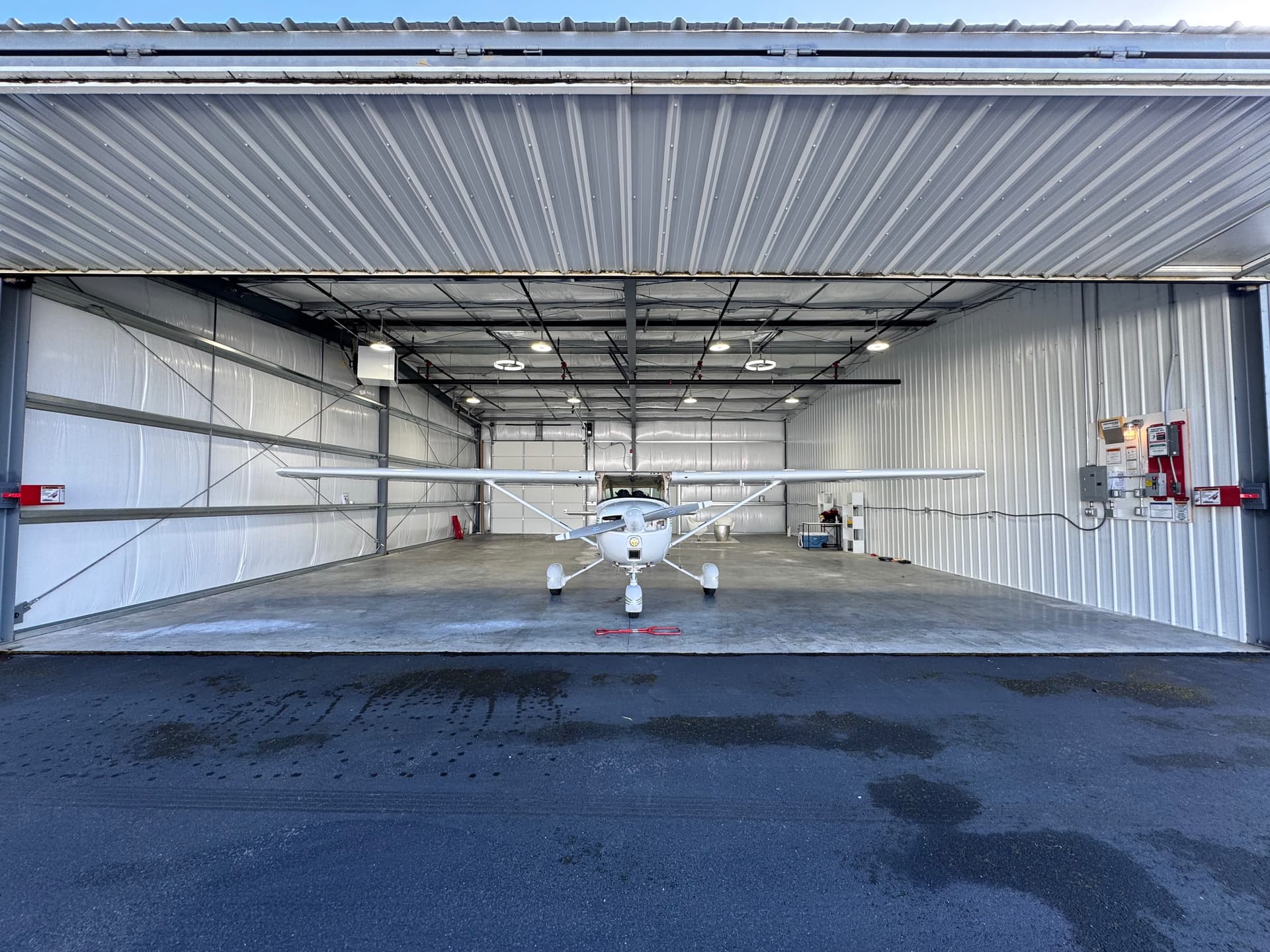 hangar popup image 10