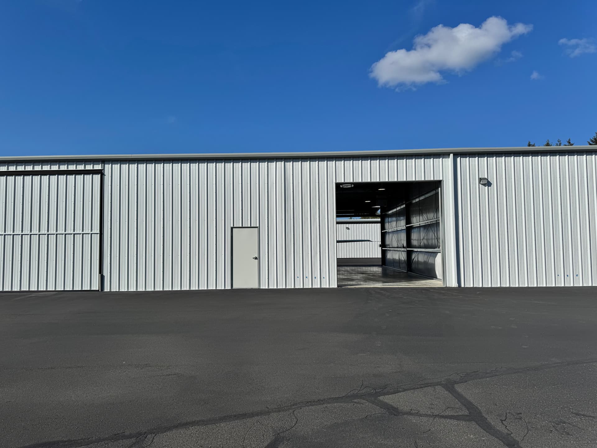 hangar popup image 14