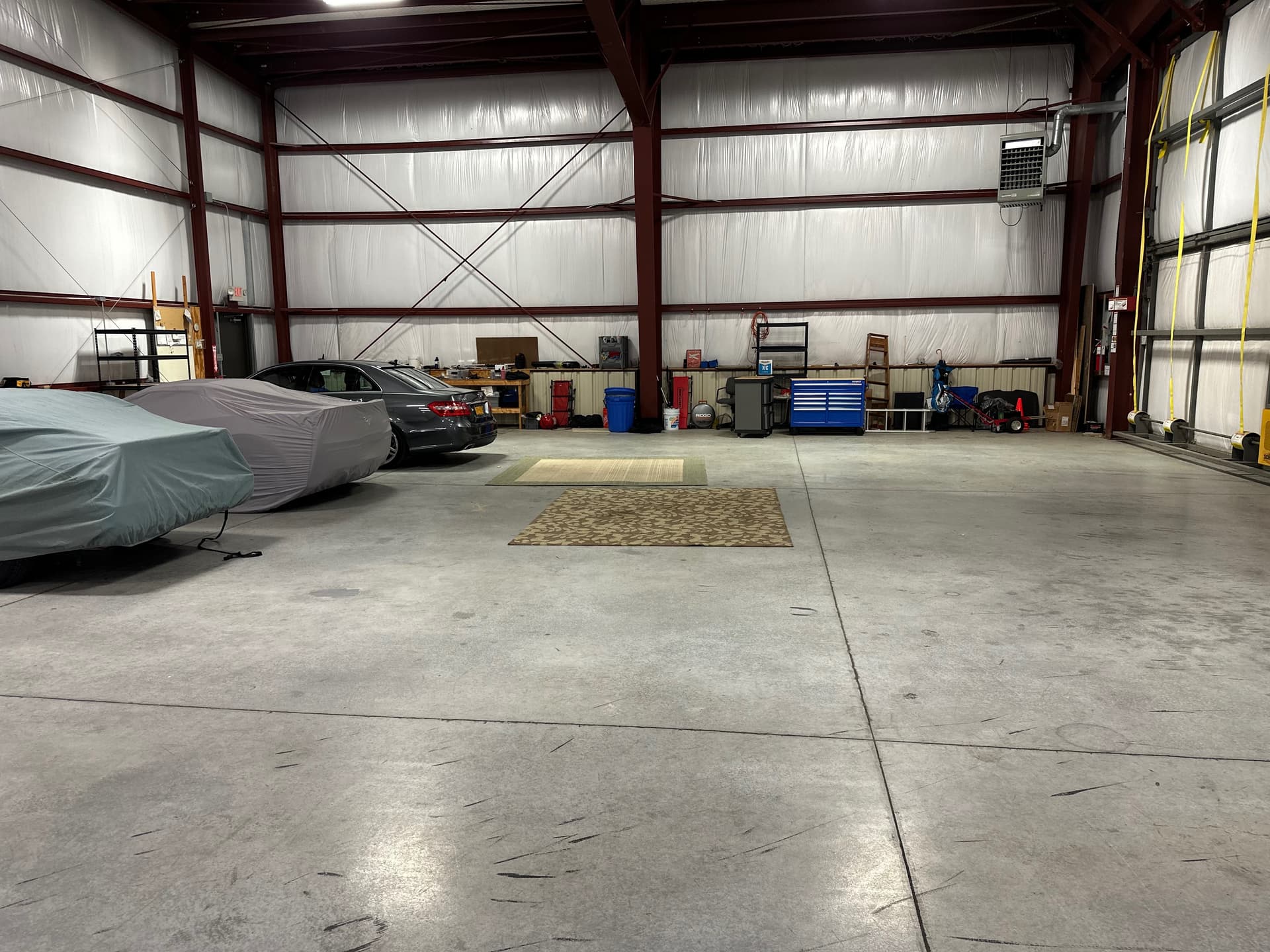 hangar popup image 1