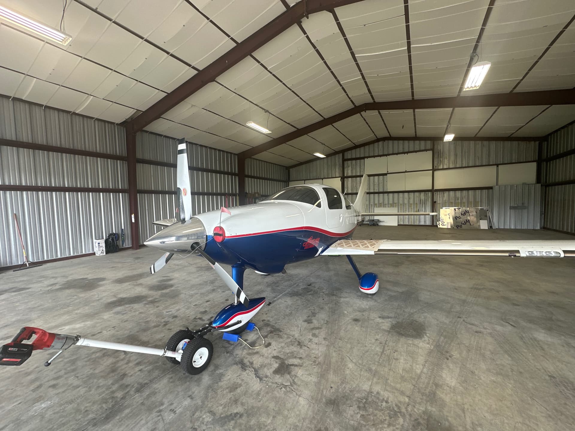 hangar popup image 2