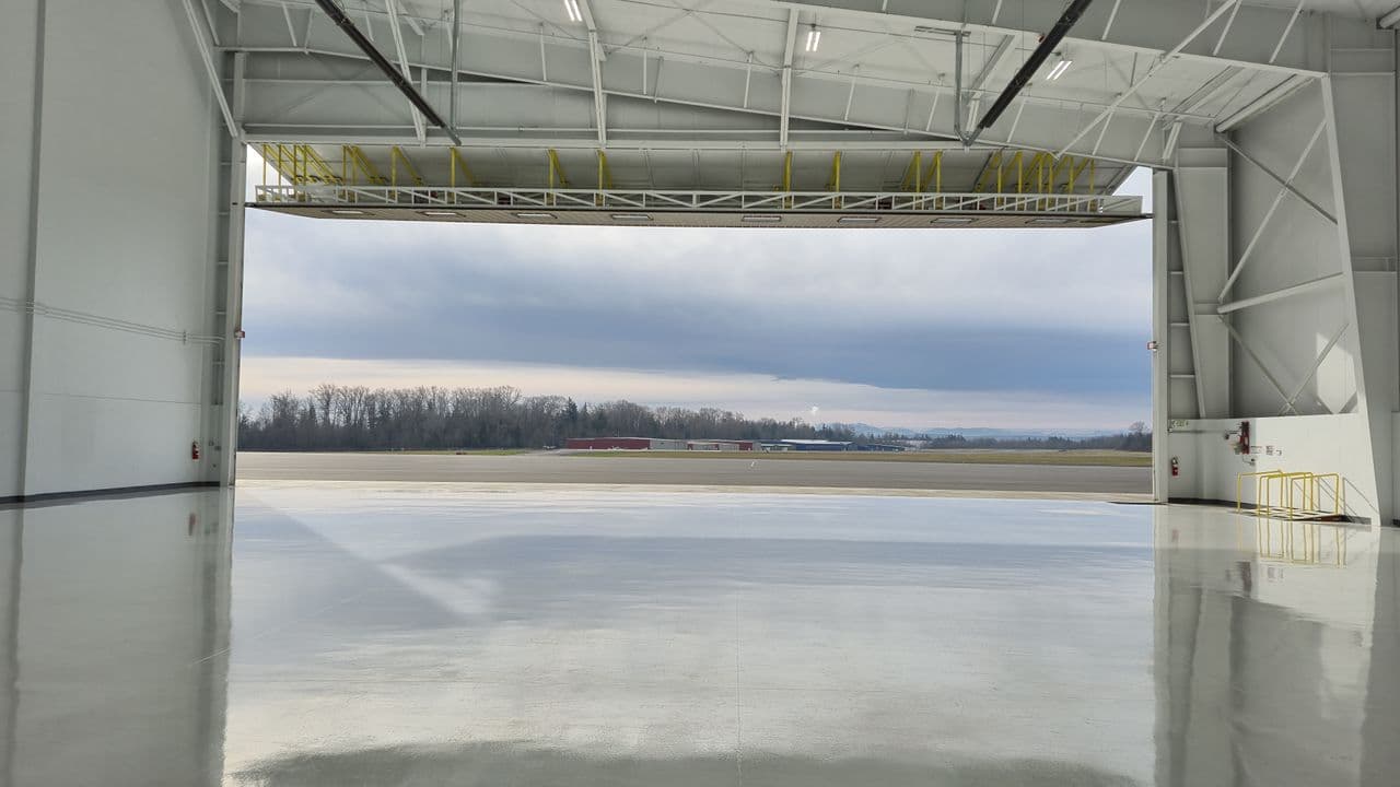 Hangar Image