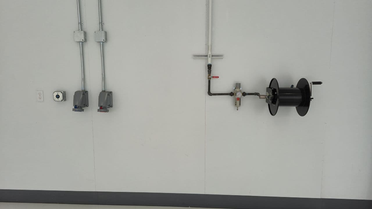 hangar popup image 11