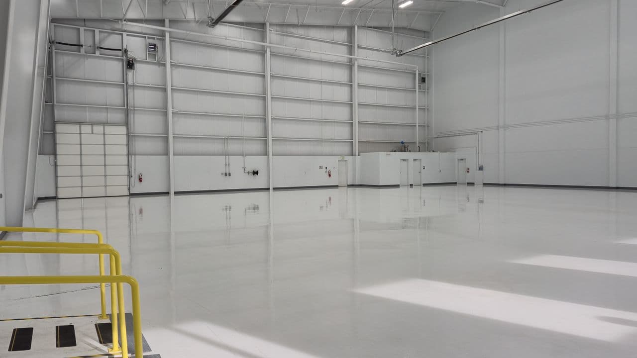 hangar popup image 7
