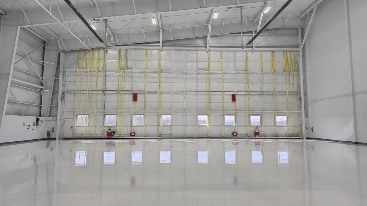 hangar popup image 9
