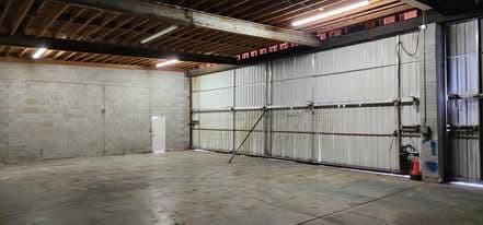 hangar popup image 2