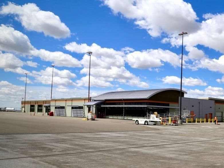hangar popup image 5