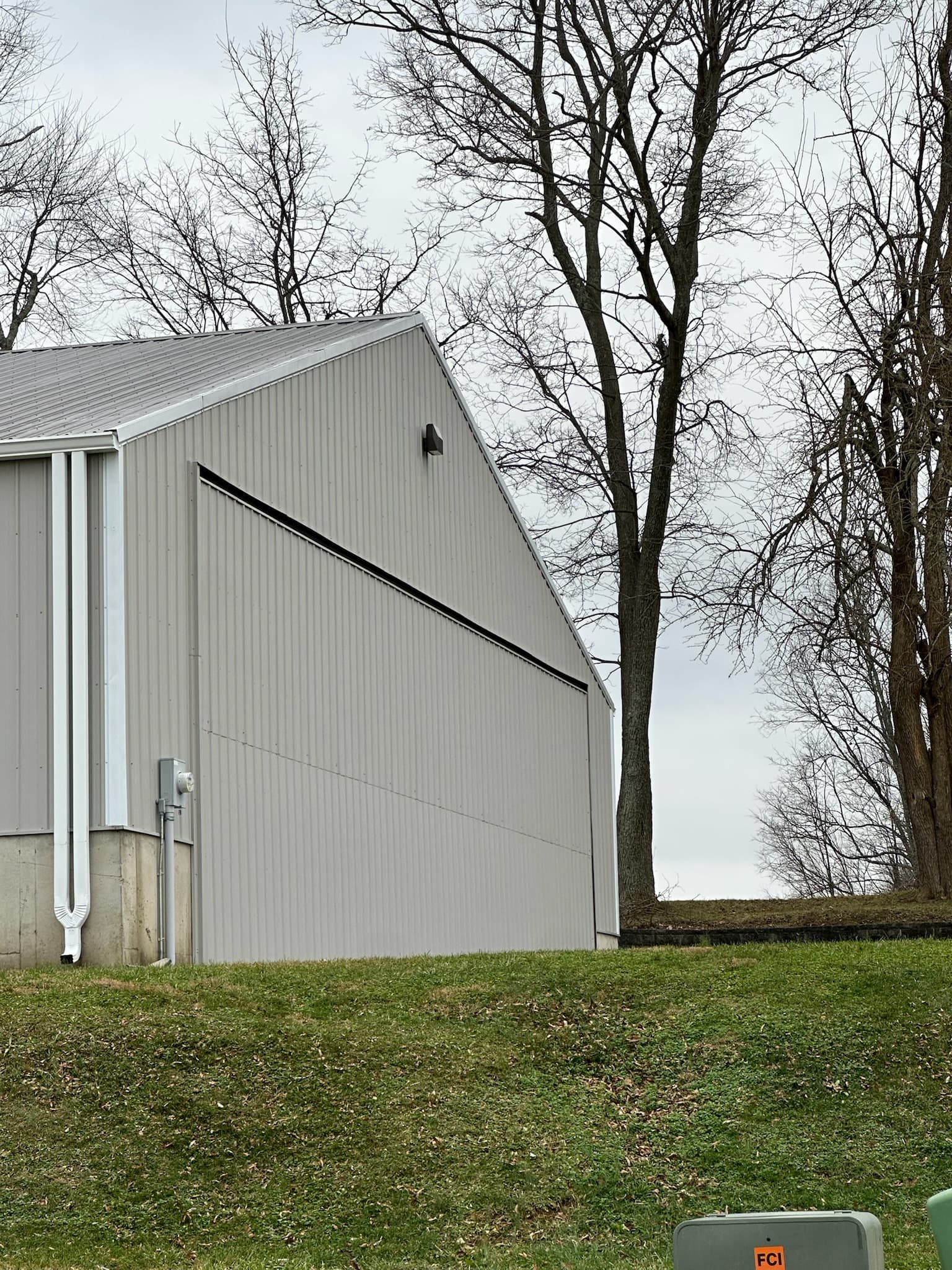 hangar popup image 2